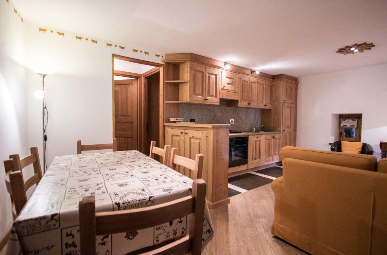 Maison De Meuny Courmayeur Luaran gambar