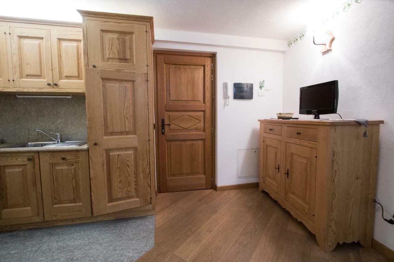 Maison De Meuny Courmayeur Luaran gambar