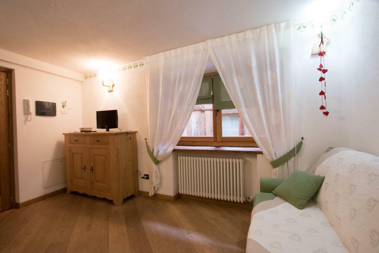 Maison De Meuny Courmayeur Luaran gambar
