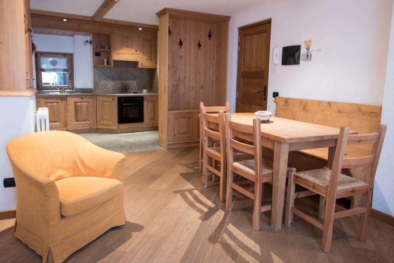 Maison De Meuny Courmayeur Luaran gambar